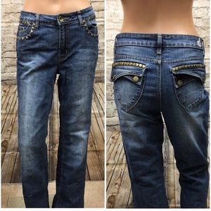 d. Jeans, denim bootcut
